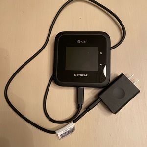 Netgear Nighthawk M6 (Pro MR6500), AT&T